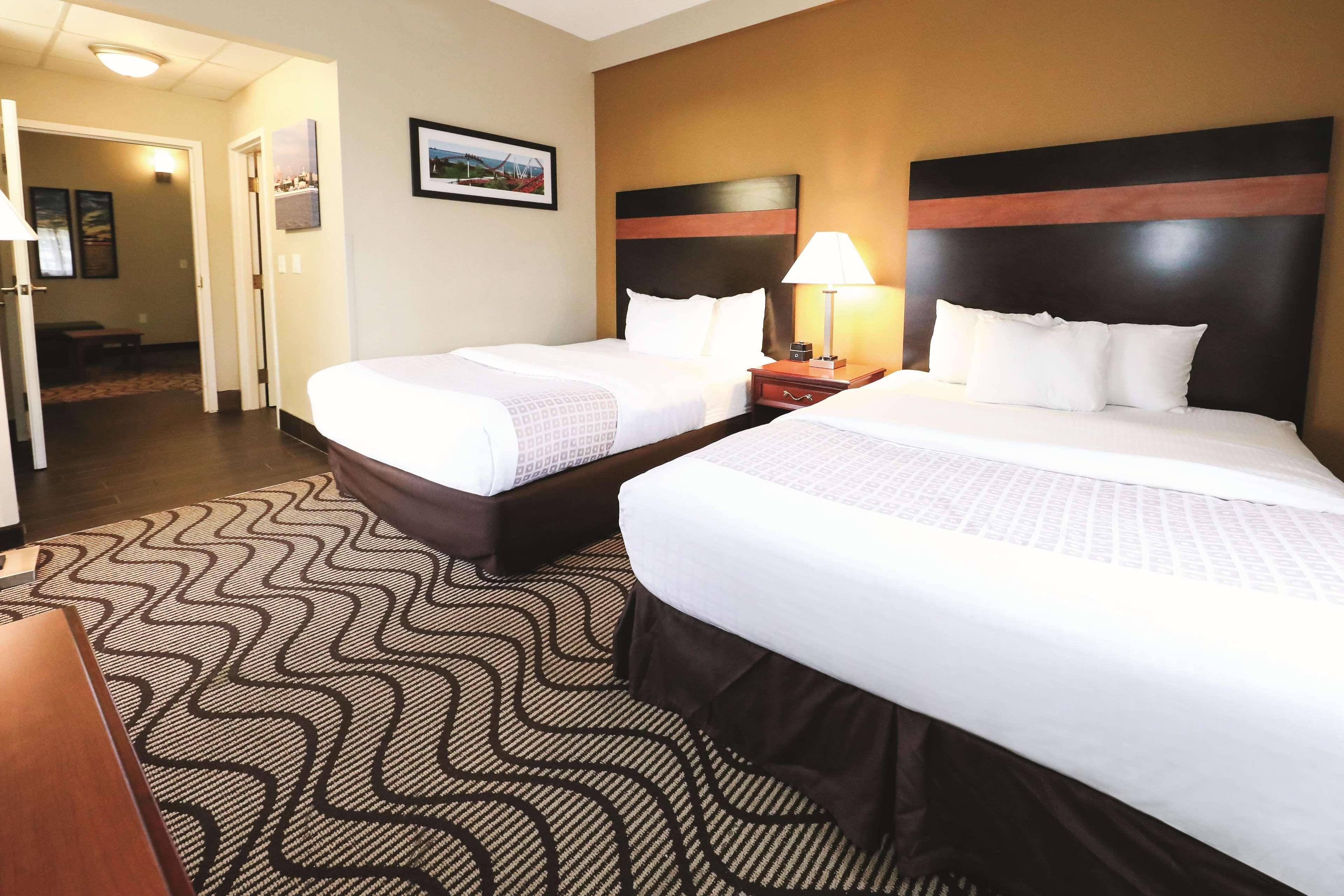 La Quinta Inn By Wyndham Sandusky Near Cedar Point מראה חיצוני תמונה