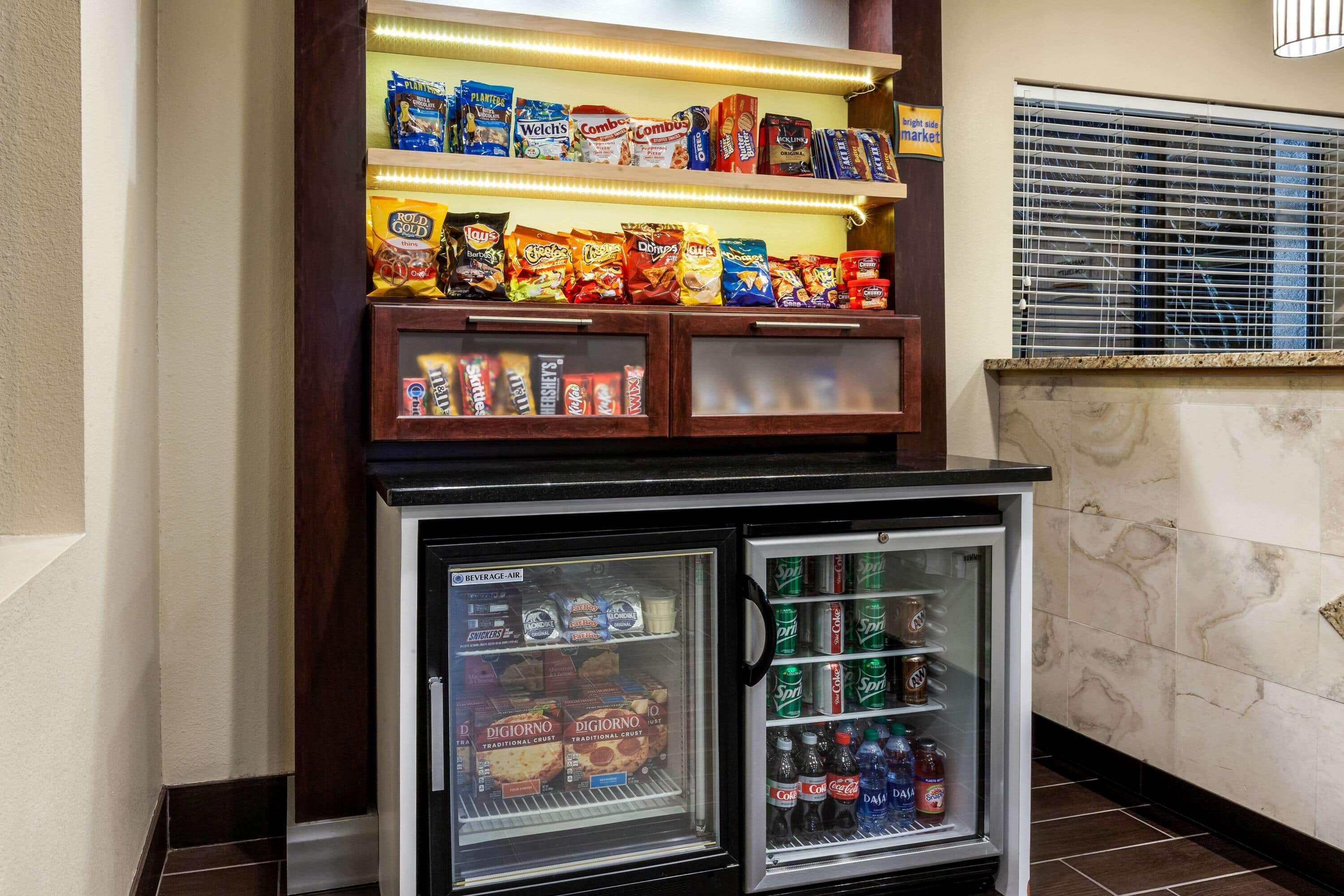 La Quinta Inn By Wyndham Sandusky Near Cedar Point מראה חיצוני תמונה
