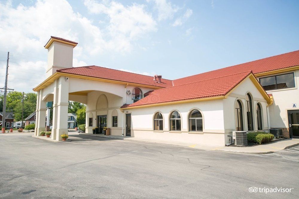 La Quinta Inn By Wyndham Sandusky Near Cedar Point מראה חיצוני תמונה